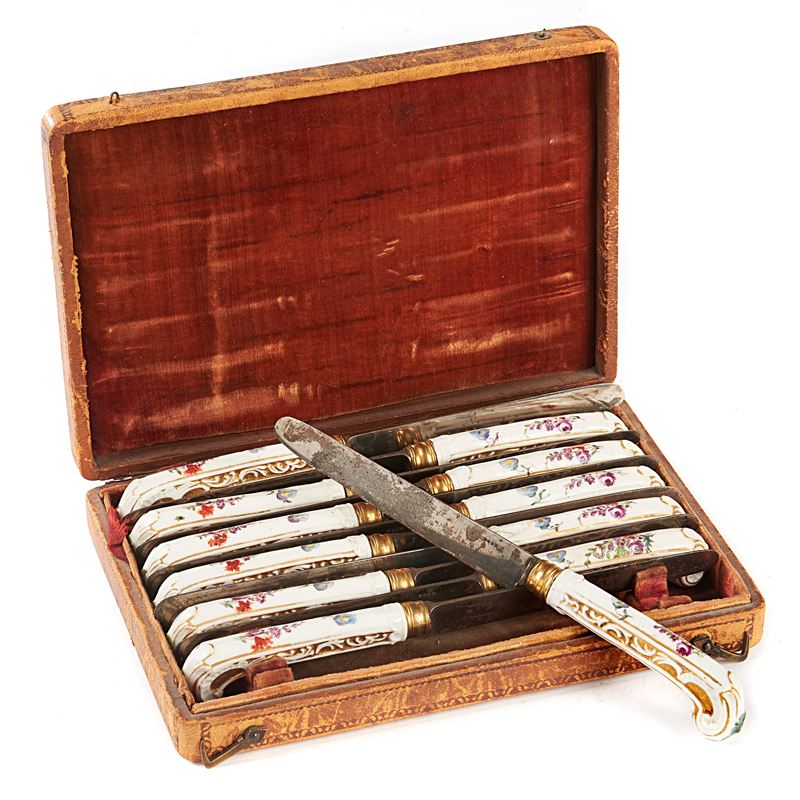 Dodici coltelli, sec. XVIII