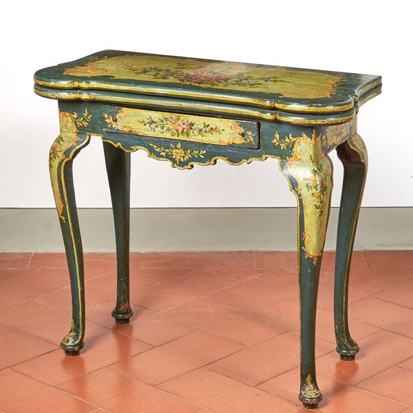 Tavolino da gioco,Veneto  sec. XVIII  - Asta Arredi, mobili e dipinti da proprietà toscane - Poggio Bracciolini Casa d'Aste