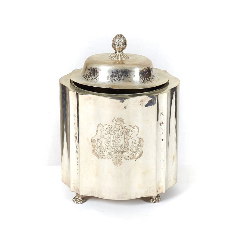 Scatola porta t&egrave;, Londra, 1730, argentiere William Darker