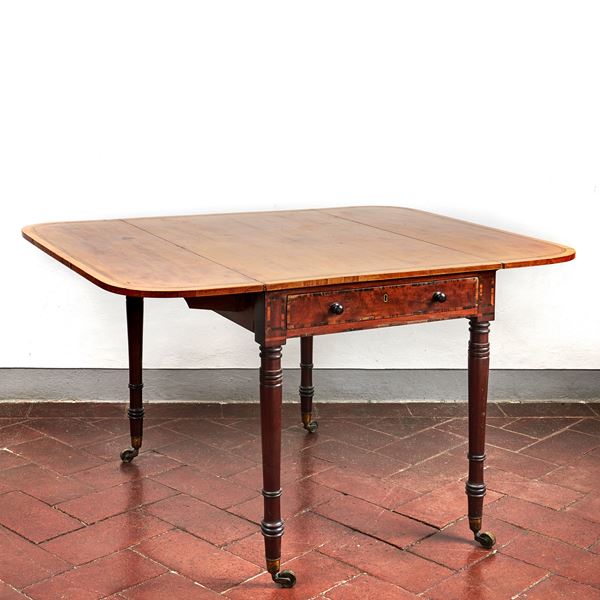 



Breakfast table, Inghilterra, sec. XIX  - Asta Arredi, mobili e dipinti da proprietà toscane - Poggio Bracciolini Casa d'Aste