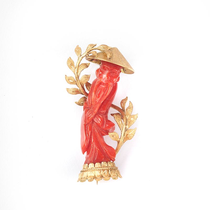 SPILLA IN ORO GIALLO 18KT E CORALLO