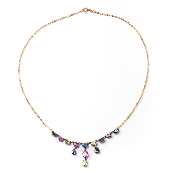 



COLLANA IN ORO GIALLO 18KT, ARGENTO E ZAFFIRI