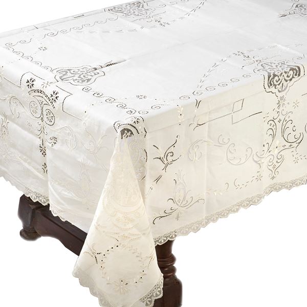 



Tovaglia  - Asta Eleganza a tavola: porcellane, argenti e complementi da arredo - Poggio Bracciolini Casa d'Aste