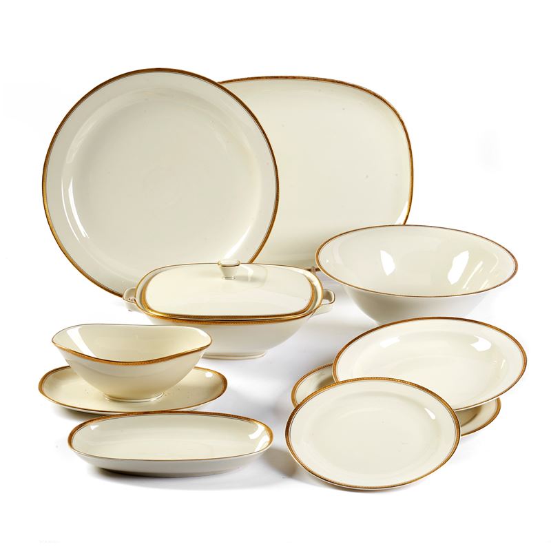 Servito di piatti, sec. XX