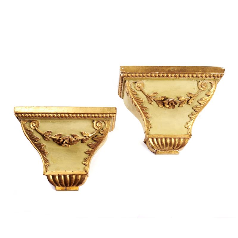 Coppia di mensoline, sec. XIX