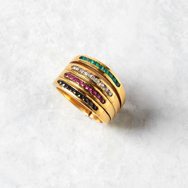 



ANELLO IN ORO GIALLO 18KT E PIETRE
