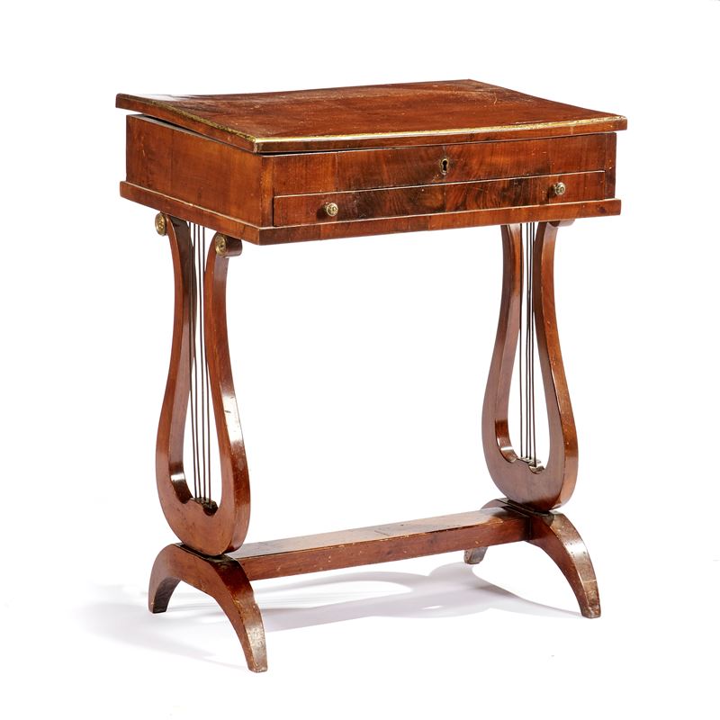 Tavolino da lavoro, sec. XIX