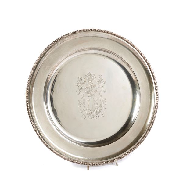 



VASSOIO, SEC. XX  - Asta Gioielli, argenti, penne, numismatica e vintage - Poggio Bracciolini Casa d'Aste