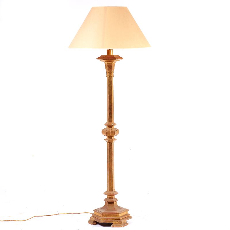 Lampada da terra, sec. XX