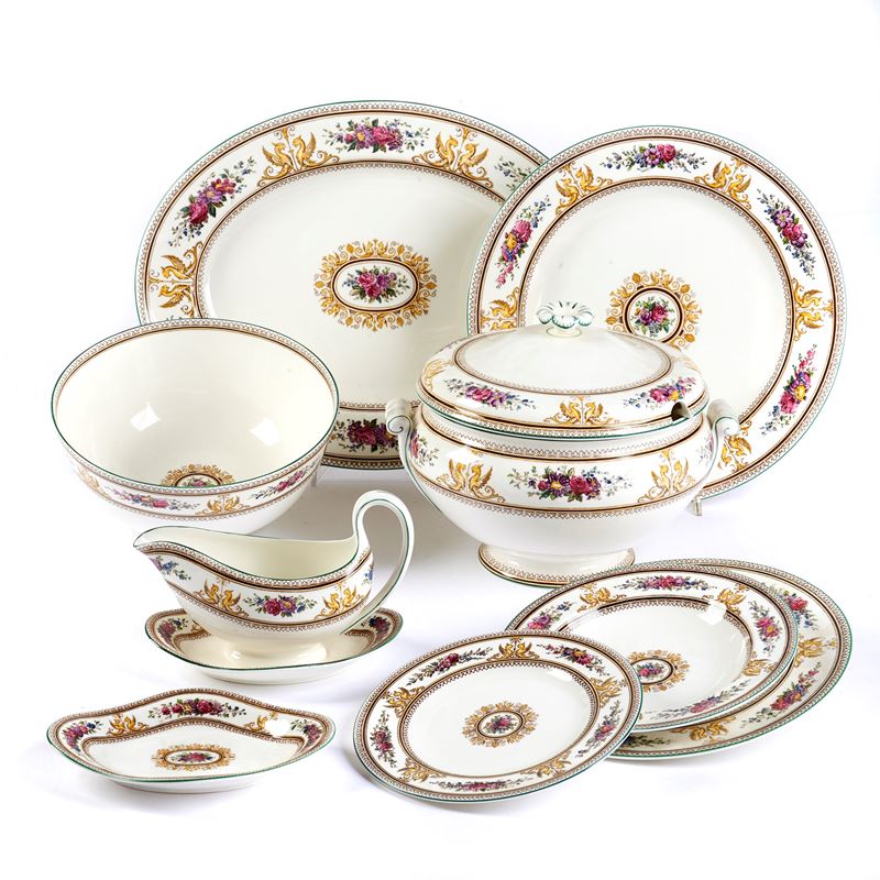 Servito di piatti, manifattura Wedgwood, sec. XX