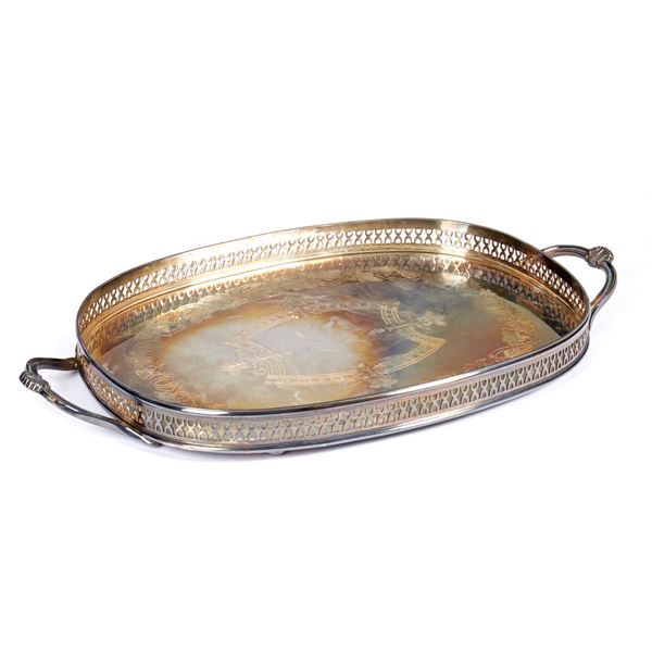 



Guantiera, Inghilterra, sec. XX  - Asta Eleganza a tavola: porcellane, argenti e complementi da arredo - Poggio Bracciolini Casa d'Aste