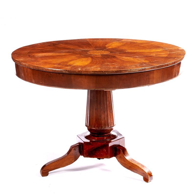 Tavolo circolare, sec. XIX