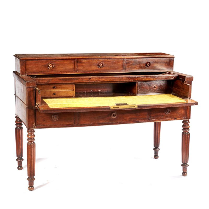 Scrivania da centro, sec. XIX