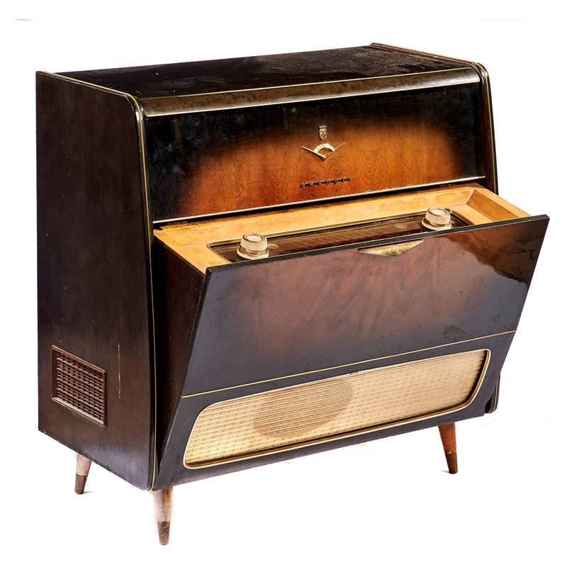Radio giradischi, produzione Grundig, anni '50