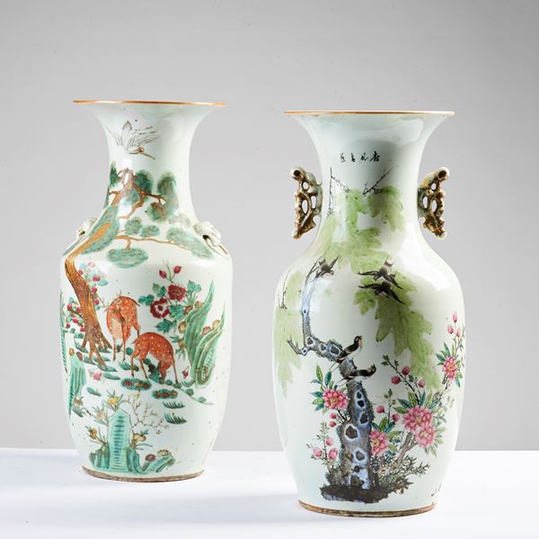 



Due vasi, Cina, secc. XIX-XX  - Asta Arredi, mobili ed oggetti d'arte - Poggio Bracciolini Casa d'Aste