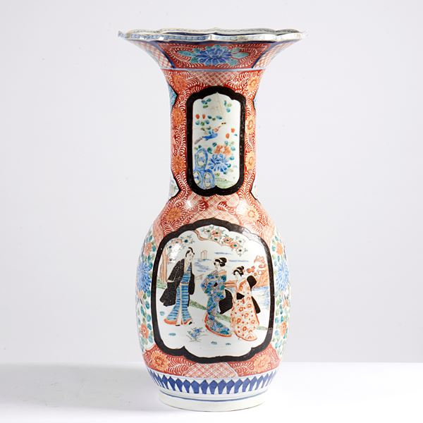 



Vaso, Giappone, sec. XX  - Asta ARREDI E MOBILI - Poggio Bracciolini Casa d'Aste
