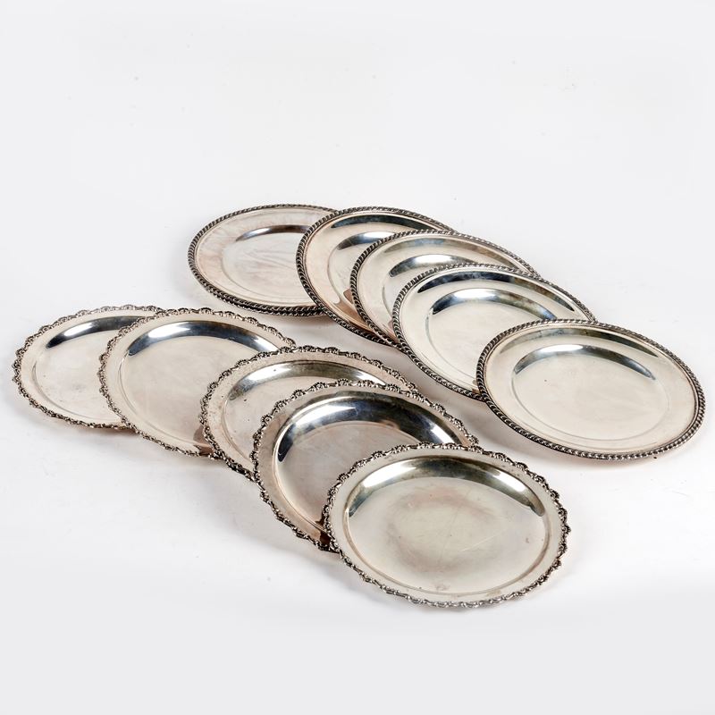 DODICI PIATTINI DI DUE MODELLI DIVERSI, SEC. XX