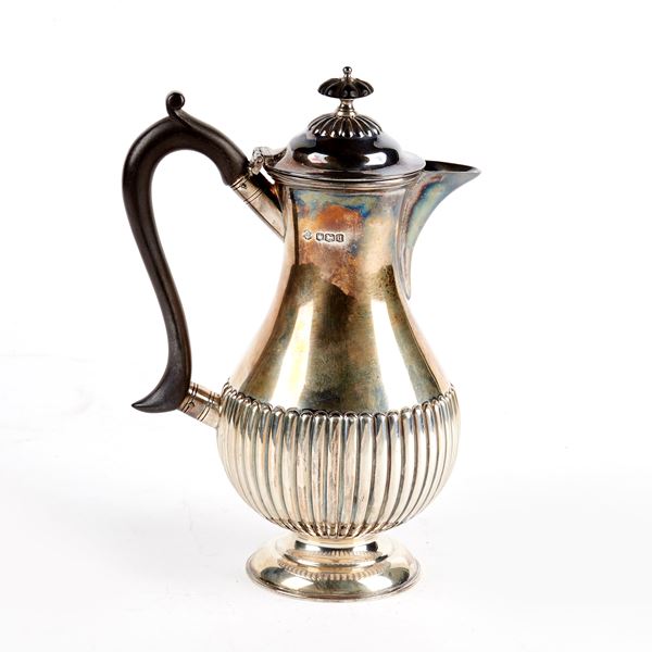 



TEIERA, SHEFFIELD, 1921   - Asta Gioielli, argenti, orologi, cammei e miniature - Poggio Bracciolini Casa d'Aste