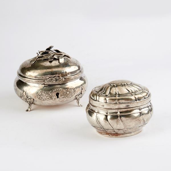 



DUE SCATOLE, SEC. XX