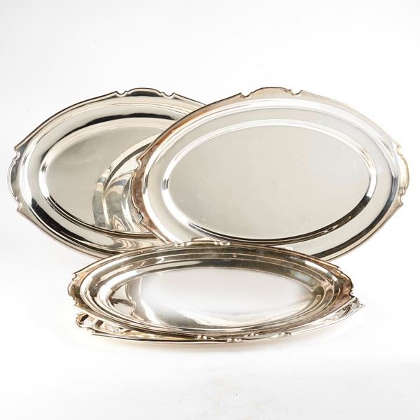 



COPPIA DI VASSOI, SEC. XX