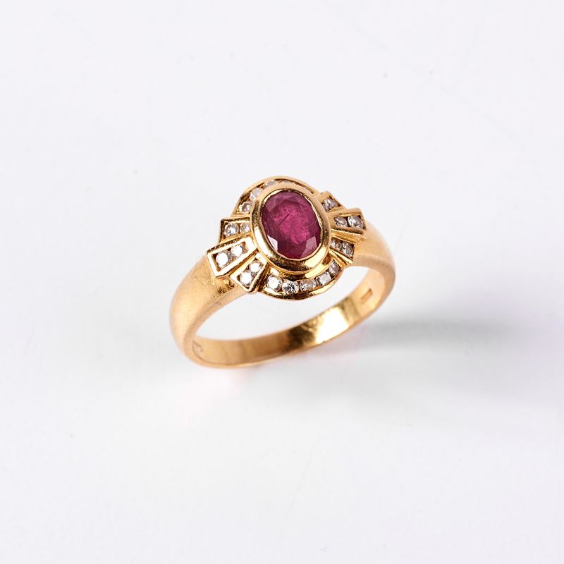 Anello in Oro Giallo 18kt, Rubino e Diamanti