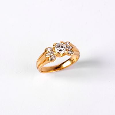 Anello in Oro Giallo 18kt e Diamanti
