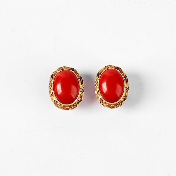 



PAIO DI ORECCHINI IN ORO GIALLO 18KT E CORALLO  - Asta Gioielli, argenti, orologi, cammei e miniature - Poggio Bracciolini Casa d'Aste