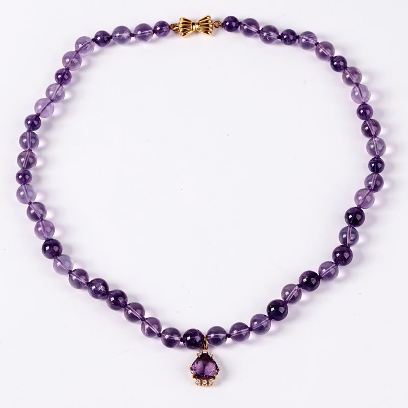 COLLANA CON SFERE DI AMETISTA
