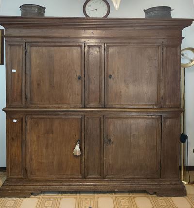 Credenza, Sec. XVIII