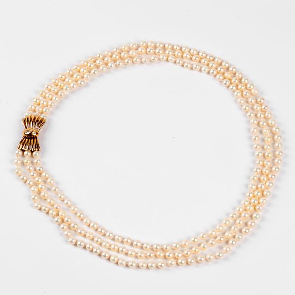 



COLLANA DI PERLE