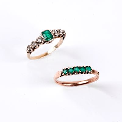 Anello in Oro 18kt, Diamanti e Smeraldo