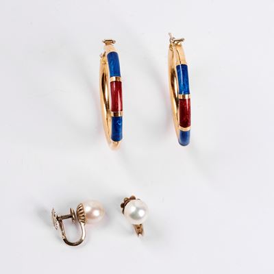 Due Paia di Orecchini in Oro 18kt,perle e Smalti