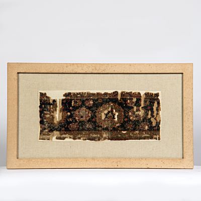 Frammenti di tappeti, sec. XIX, cm 42x83 e cm 27x65