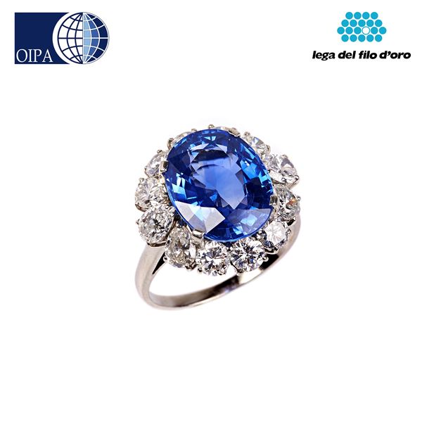 BULGARI, ANELLO IN PLATINO, ZAFFIRO E DIAMANTI