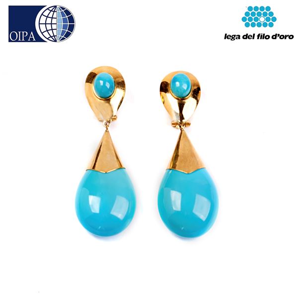 



PAIO DI ORECCHINI PENDENTI IN ORO GIALLO 18KT E PASTA DI TURCHESE