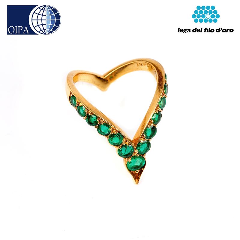 ANELLO IN ORO GIALLO 18KT E SMERALDI