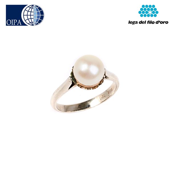 



ANELLO IN ORO BIANCO 18KT E PERLA