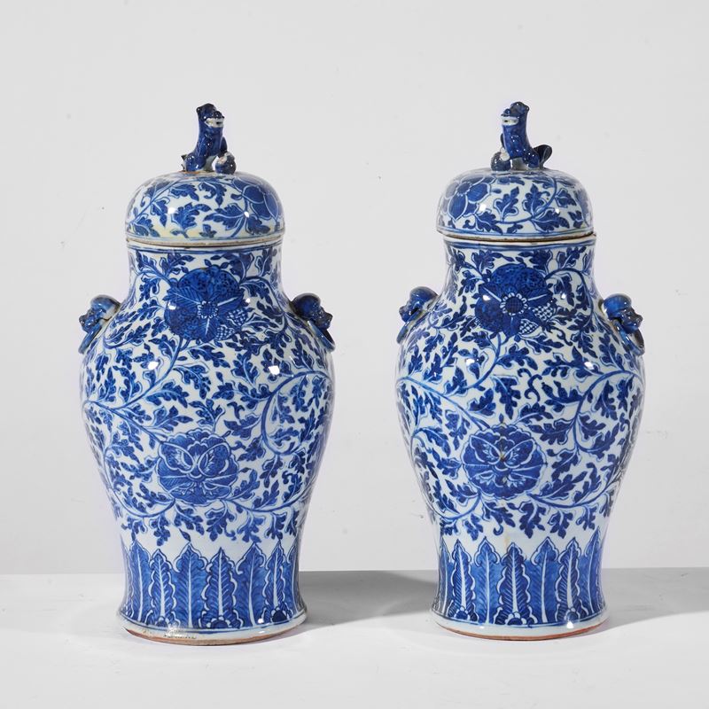 Coppia di vasi con coperchio, arte orientale, sec. XX