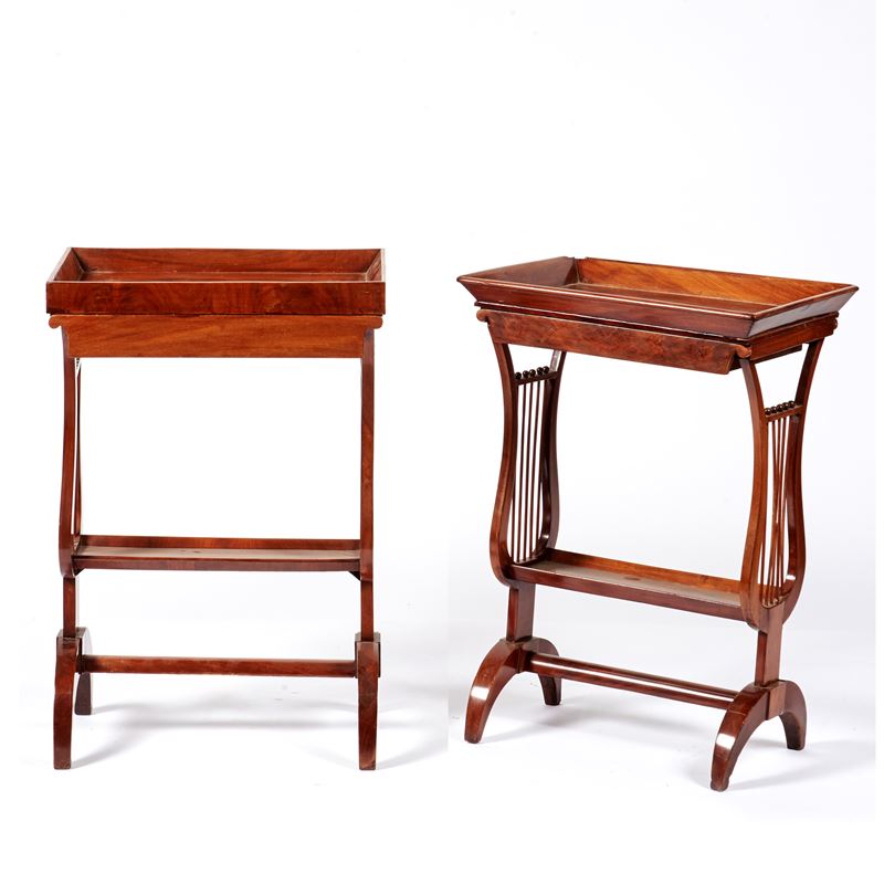 Coppia di piccoli tavoli, inizi sec. XX