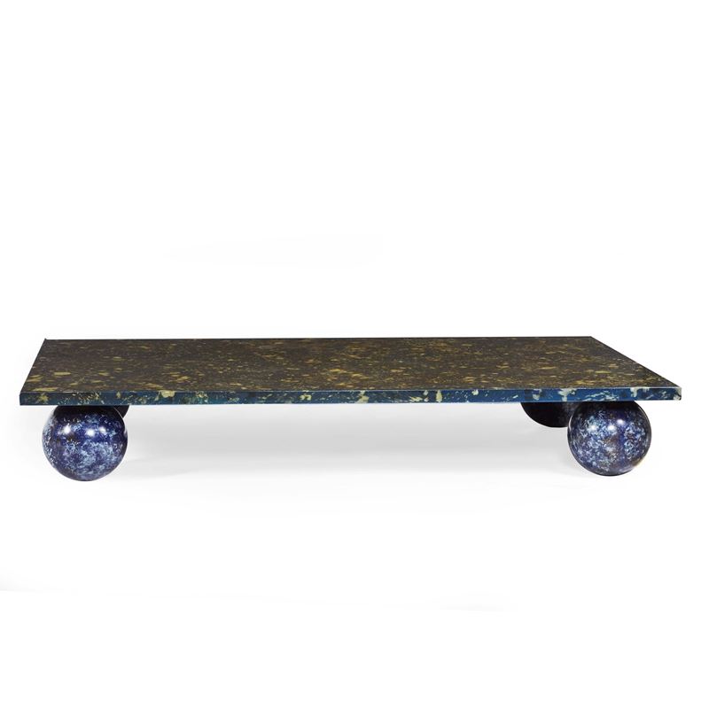 Grande tavolo basso, sec. XX