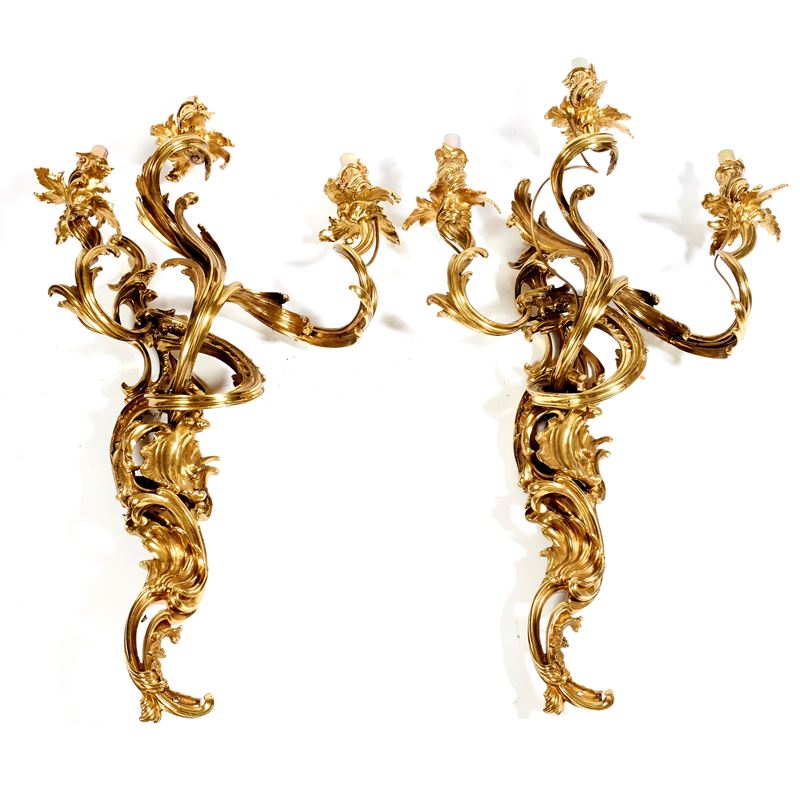 Coppia di grandi appliques, in stile Luigi XV