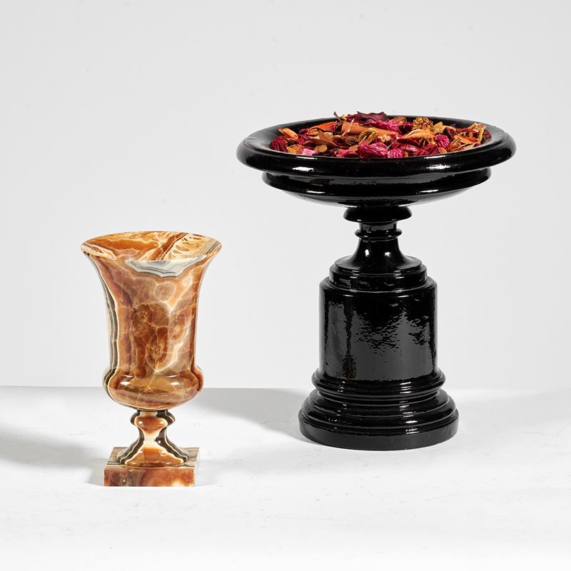 Vasetto ed alzata, sec. XX