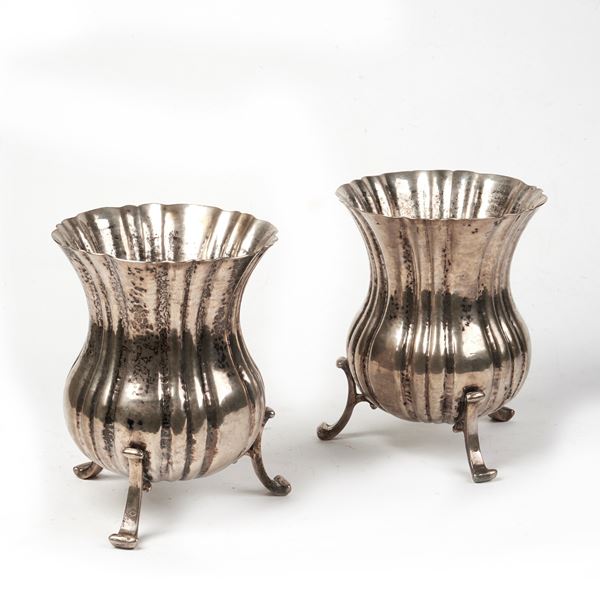 



COPPIA DI VASI, SEC. XX