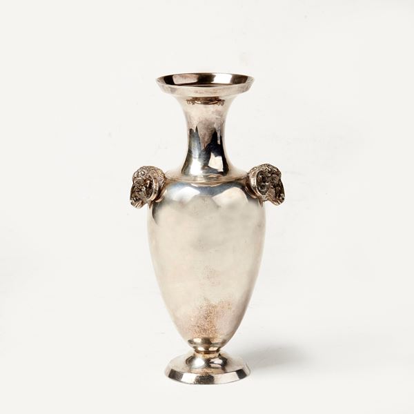 



VASETTO TIFFANY, SEC. XX