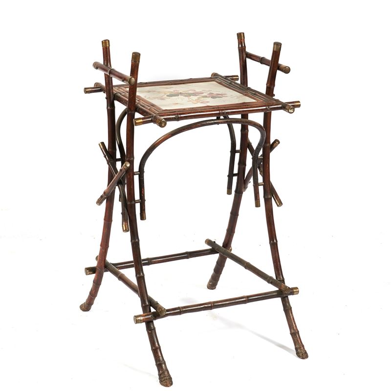 Tavolino cinese, sec. XX