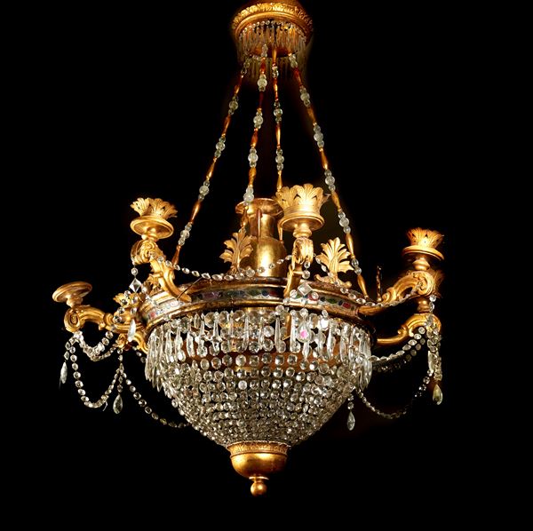 



Grande lampadario, sec. XVIII