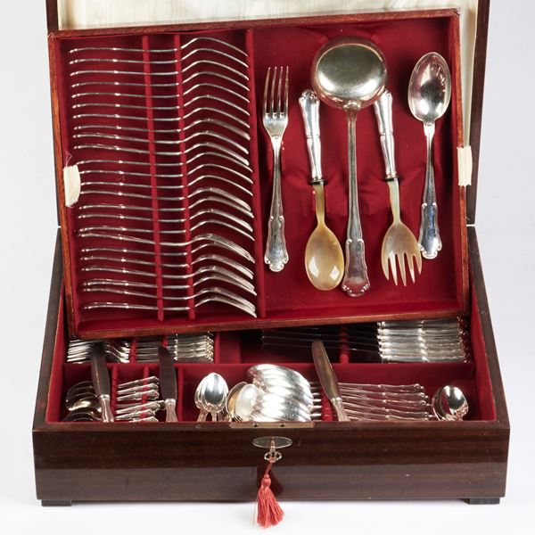 



SERVITO DI POSATE, DI DUE MANIFATTURE, SEC. XX