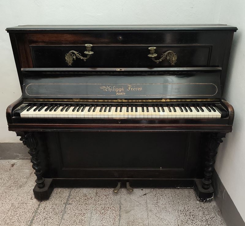 Pianoforte verticale, Francia, sec. XX