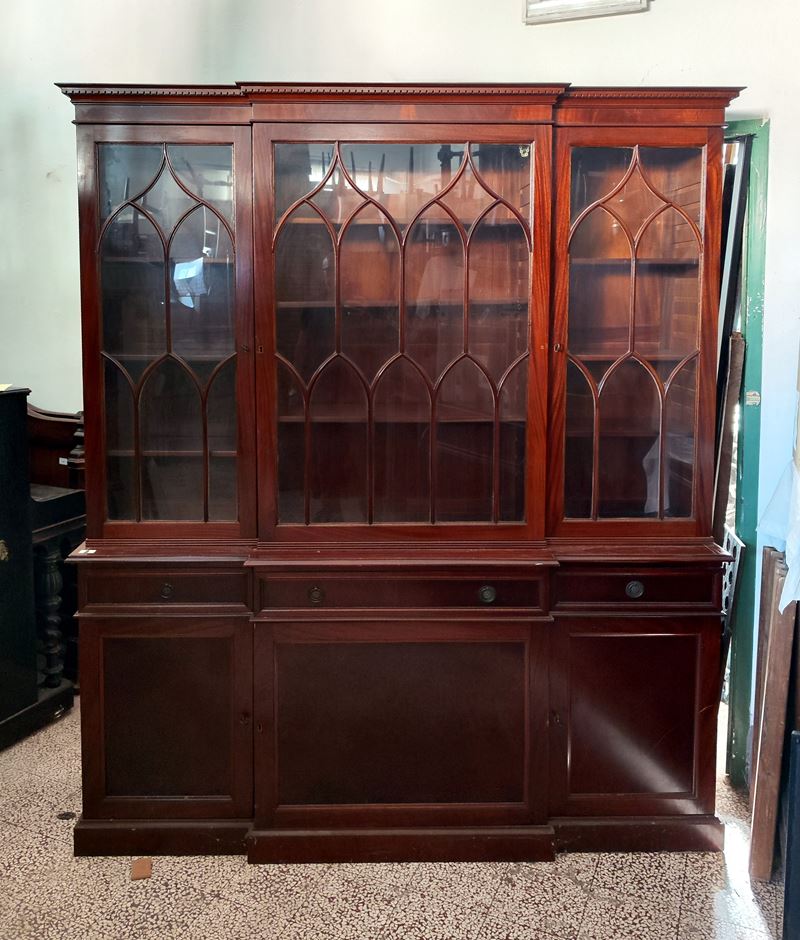 Vetrina, Inghilterra, sec. XX