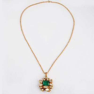 Pendente in Oro Giallo 18kt, Smeraldo e Diamanti